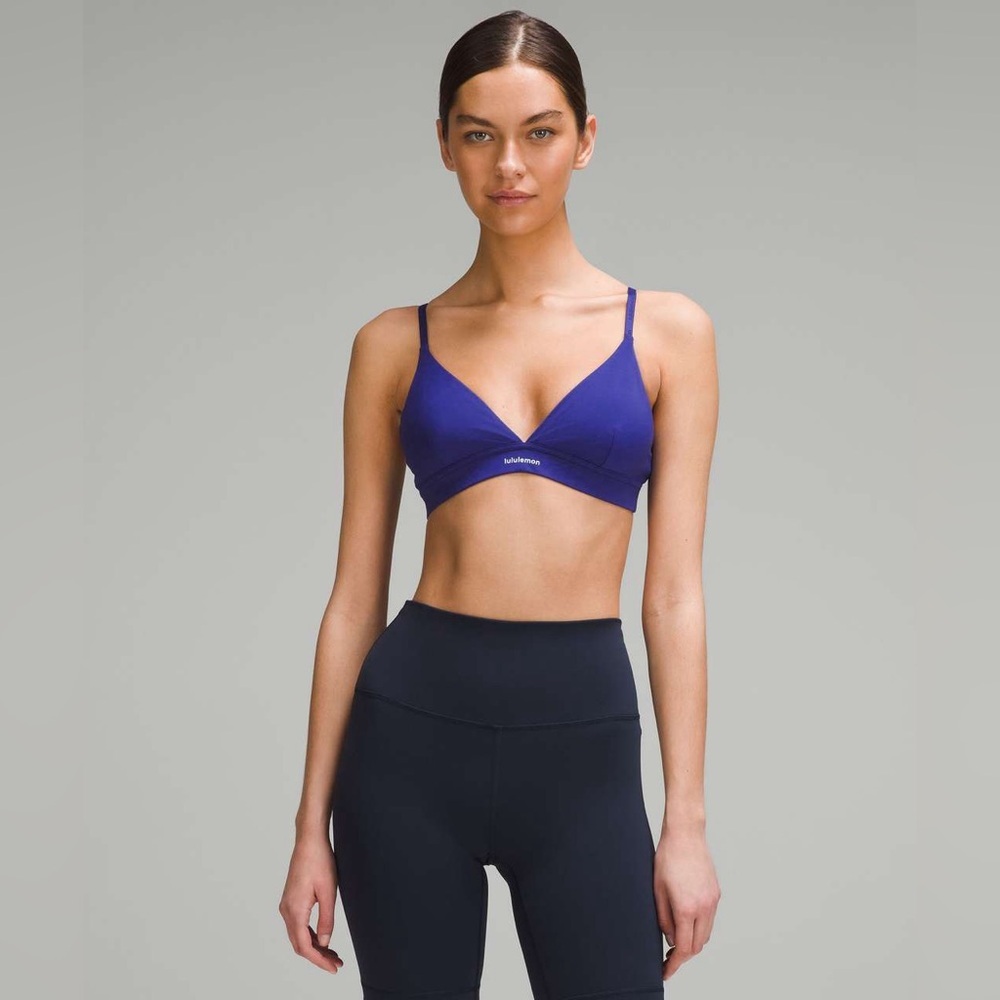 138 🆕💙 Lululemon Nulu Triange Bralette - Larkspur